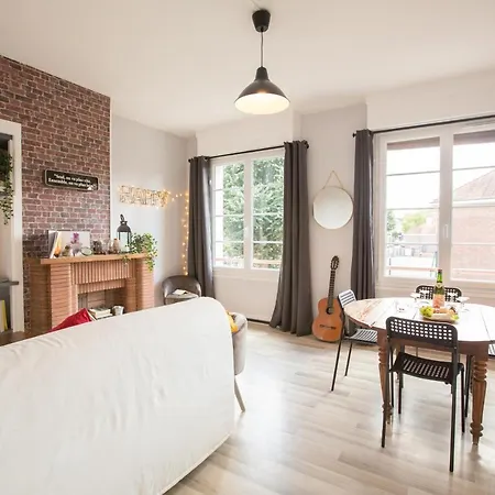 #lindustriochampetre Free Parking, Bien Situé, Spacieux, Proche Clinique Ruan