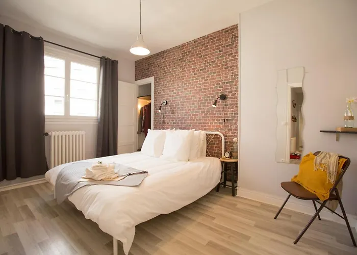 #lindustriochampetre Free Parking, Bien Situe, Spacieux, Proche Clinique Apartment *