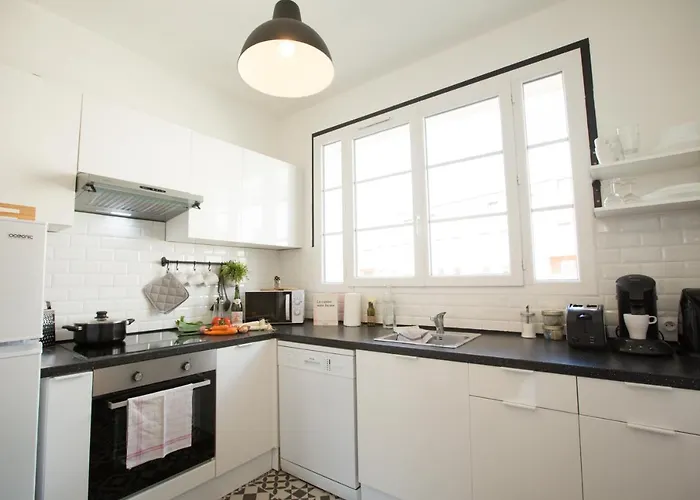 #lindustriochampetre Free Parking, Bien Situe, Spacieux, Proche Clinique Apartment Rouen